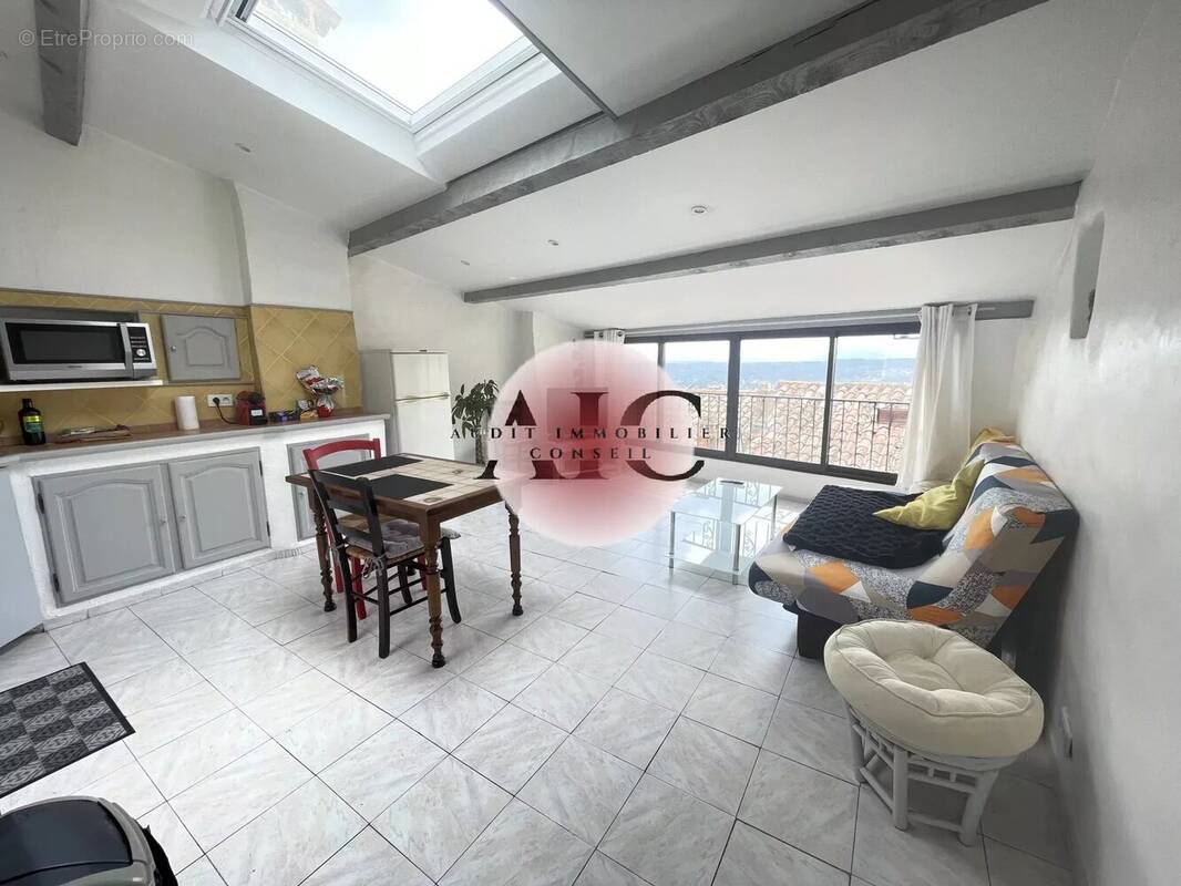 Appartement à FAYENCE