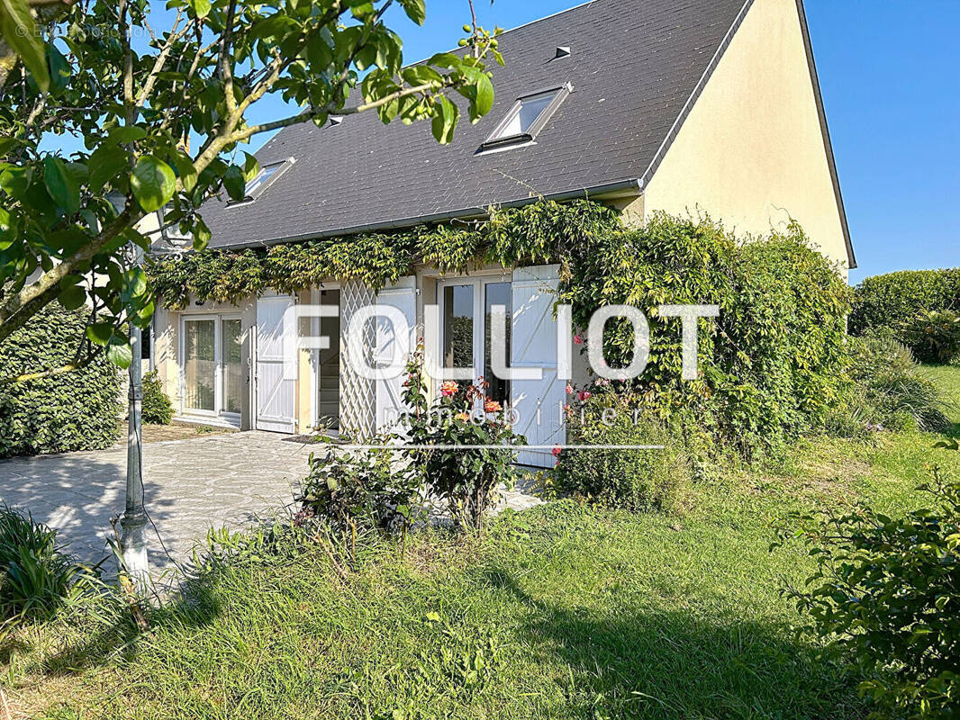 Maison à DRAGEY-RONTHON