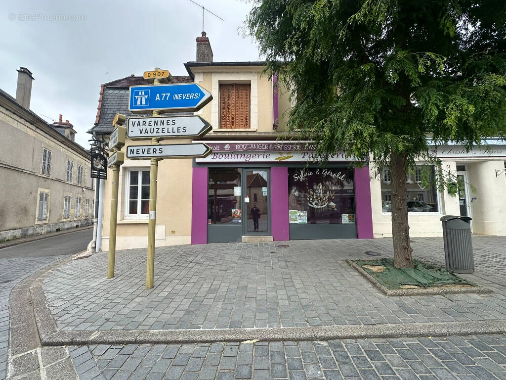 Appartement à POUGUES-LES-EAUX