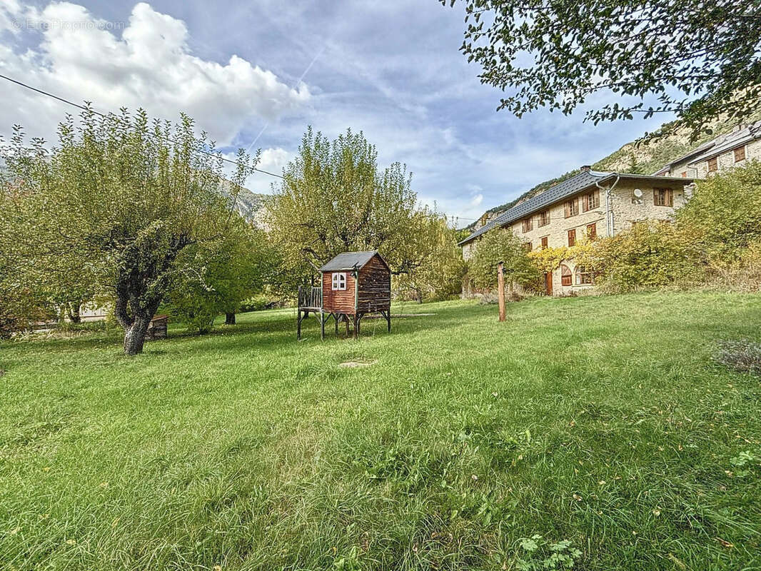 Maison à JAUSIERS
