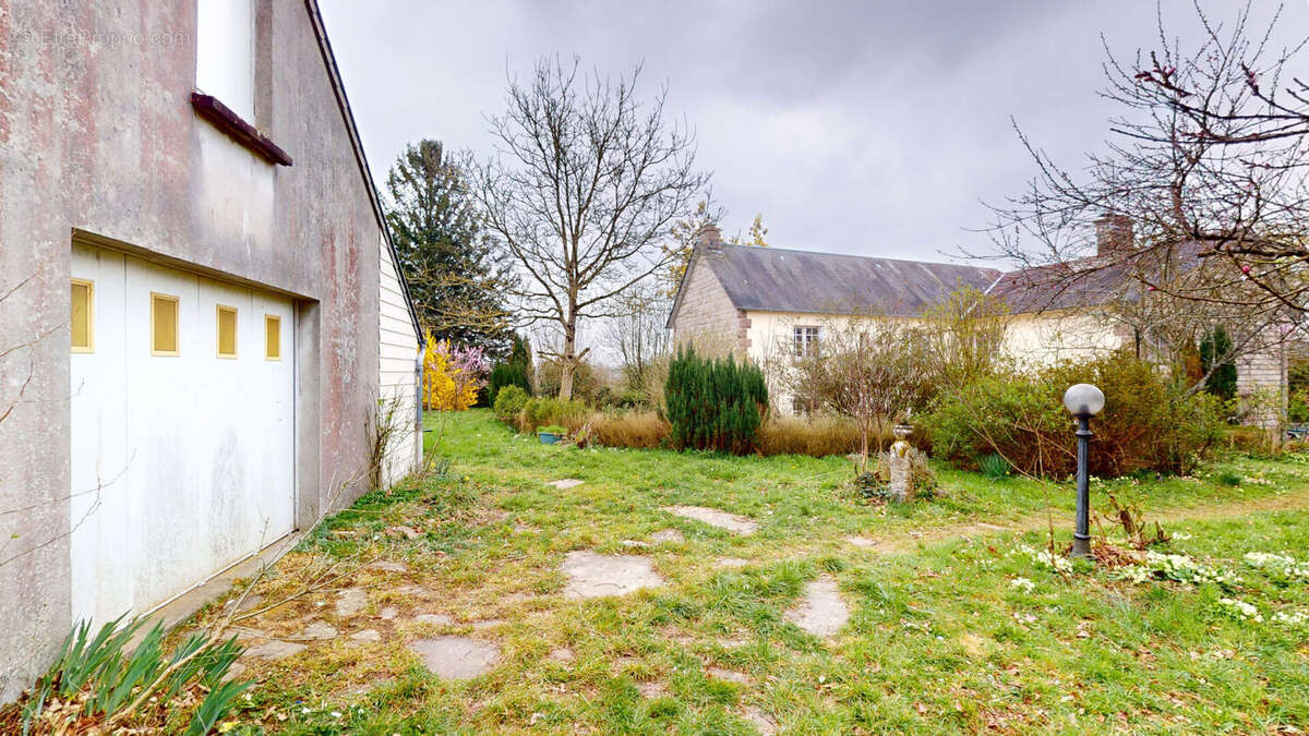 Maison à ISIGNY-LE-BUAT