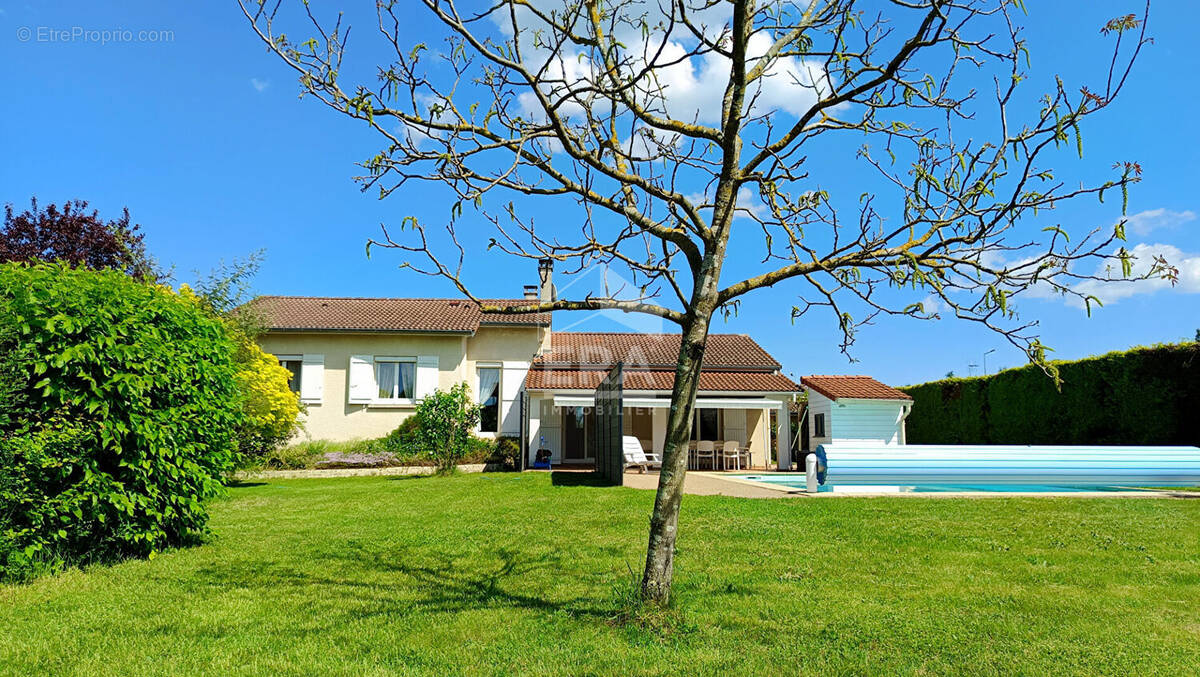 Maison à ANDREZIEUX-BOUTHEON