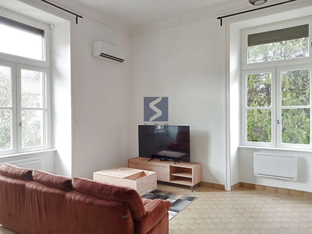 Appartement à LA VOULTE-SUR-RHONE