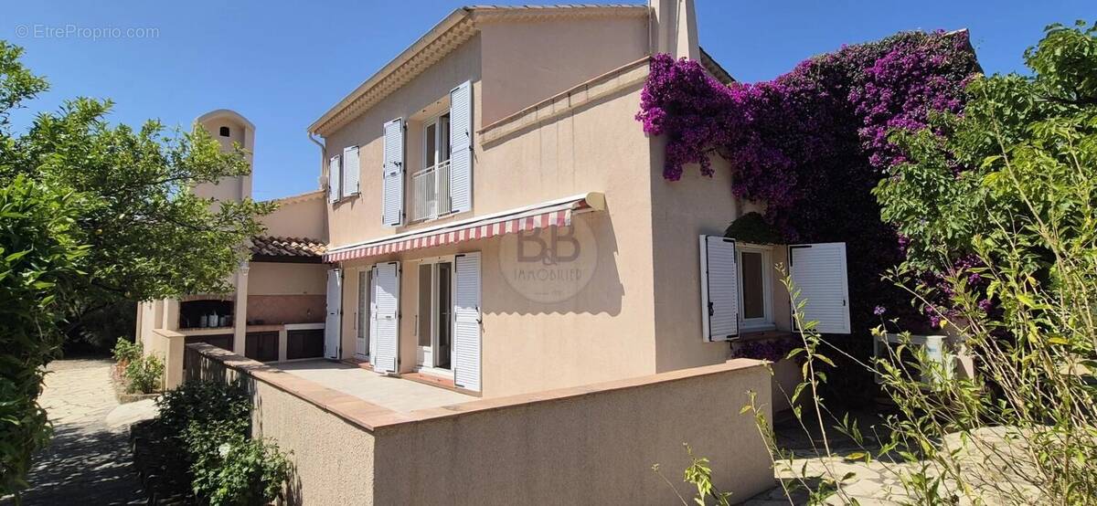 Maison à FREJUS
