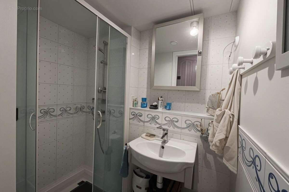 Photo 5 - Appartement à SAINT-MAXIMIN