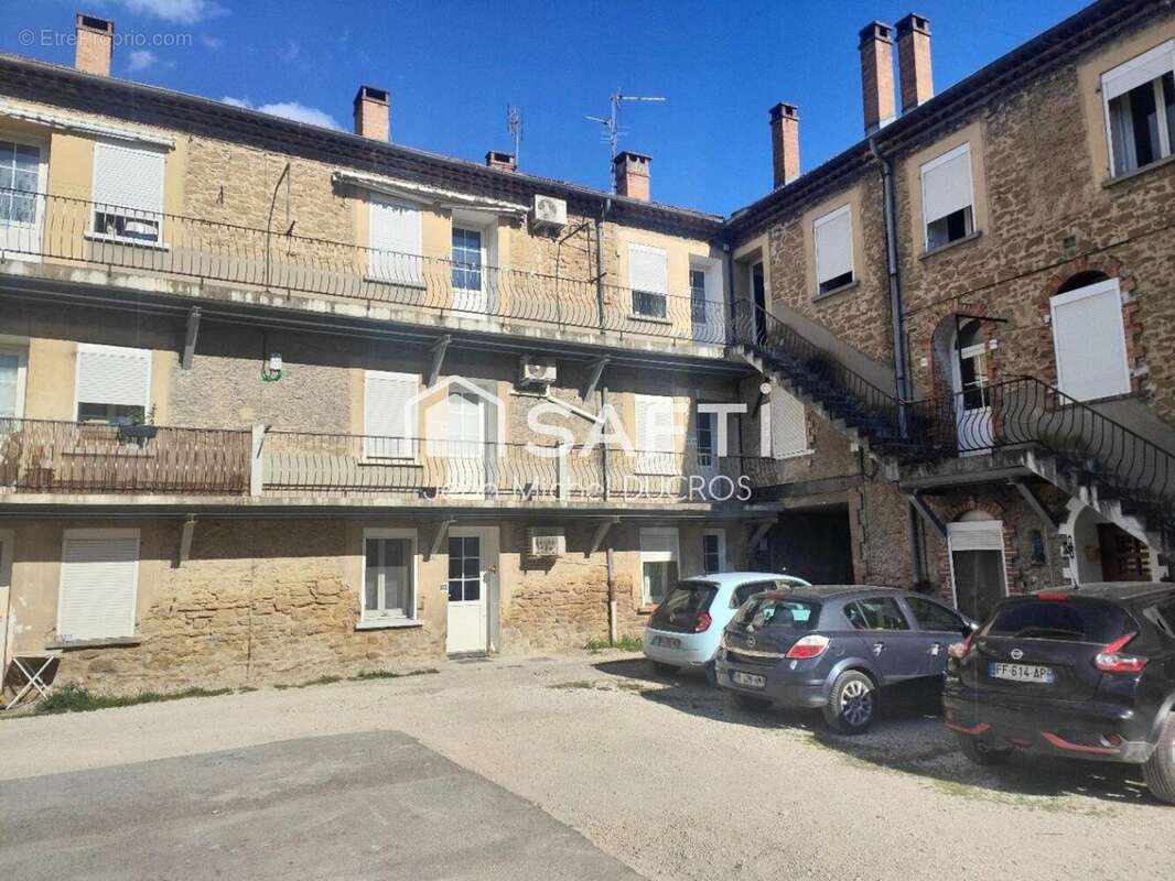 Photo 2 - Appartement à ENTRAIGUES-SUR-LA-SORGUE