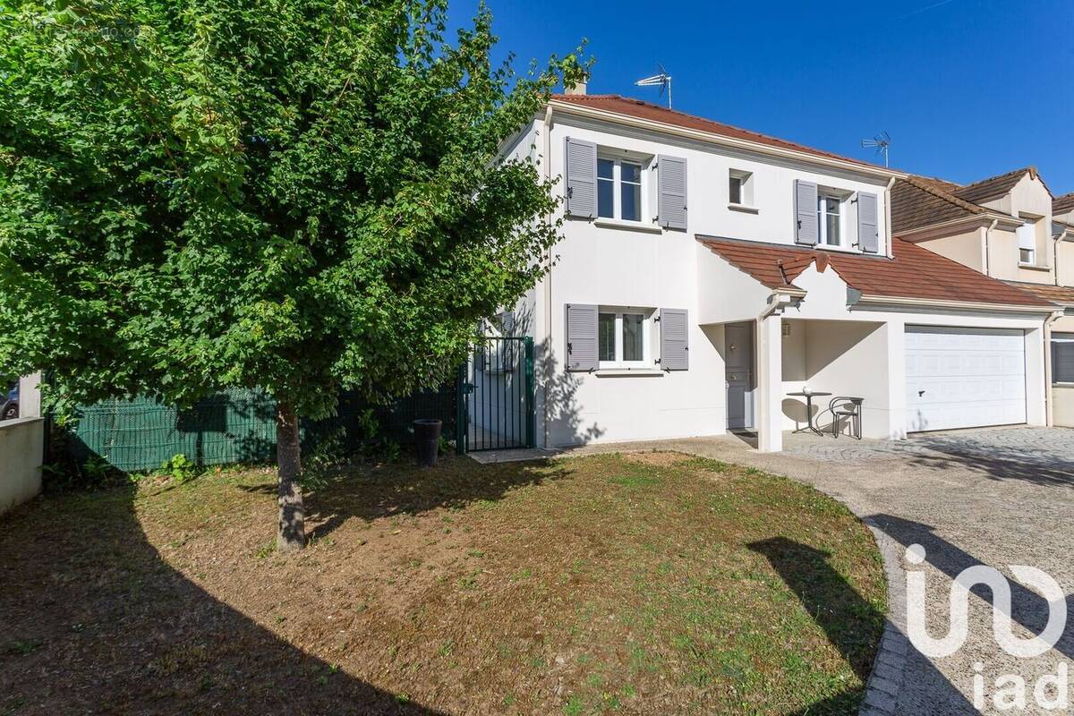 Photo 1 - Maison à VIGNEUX-SUR-SEINE
