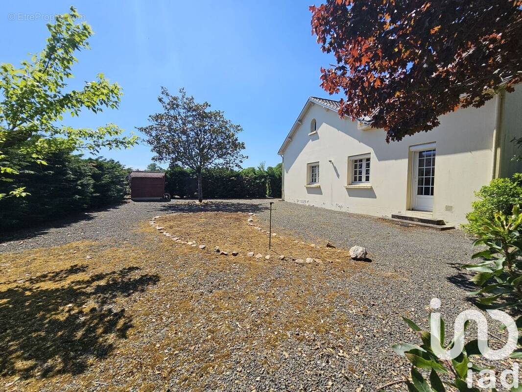 Photo 1 - Maison à SAINT-PHILBERT-DE-GRAND-LIEU