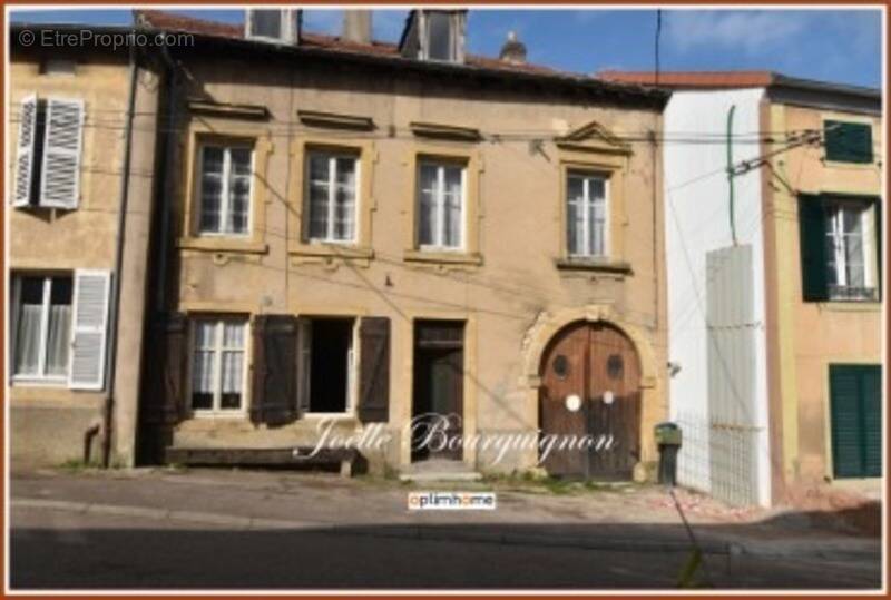 Maison à NOVEANT-SUR-MOSELLE
