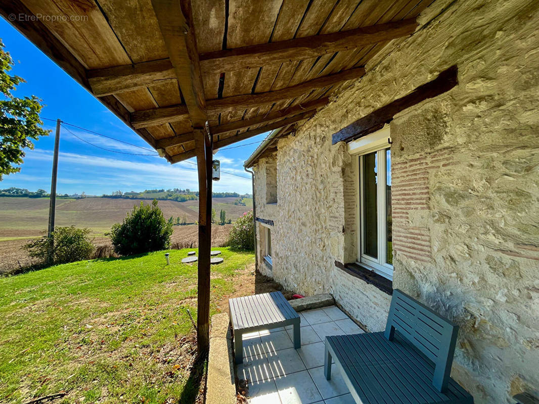 Maison à MONCLAR