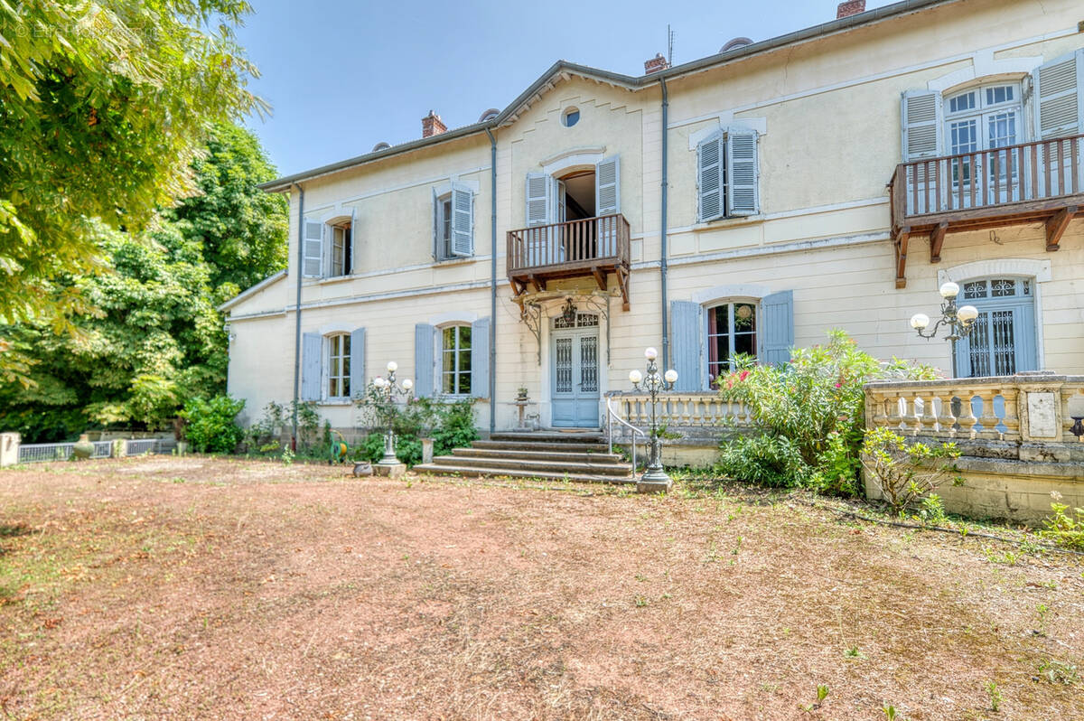 Maison à PUSIGNAN