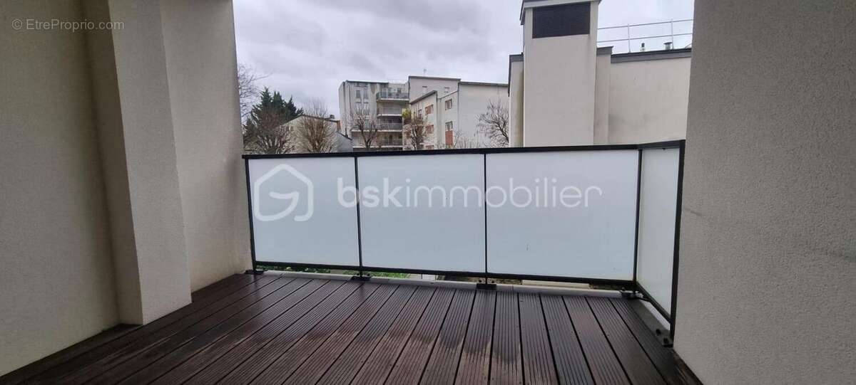 Appartement à LE BOURGET