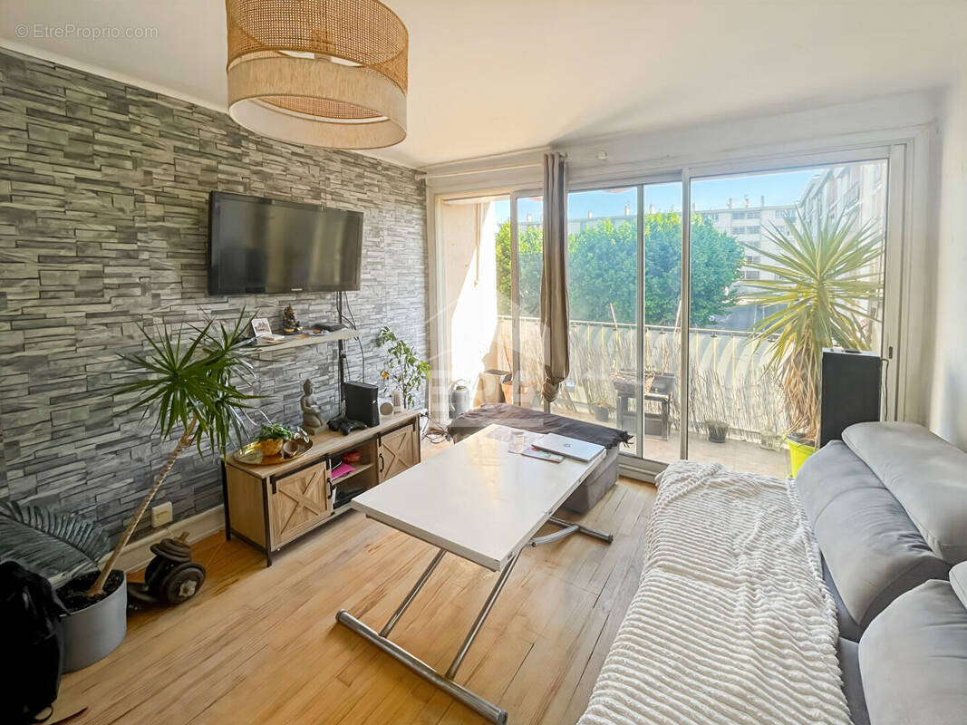 Appartement à MARSEILLE-10E