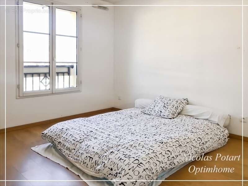 Appartement à LA CHAPELLE-EN-SERVAL