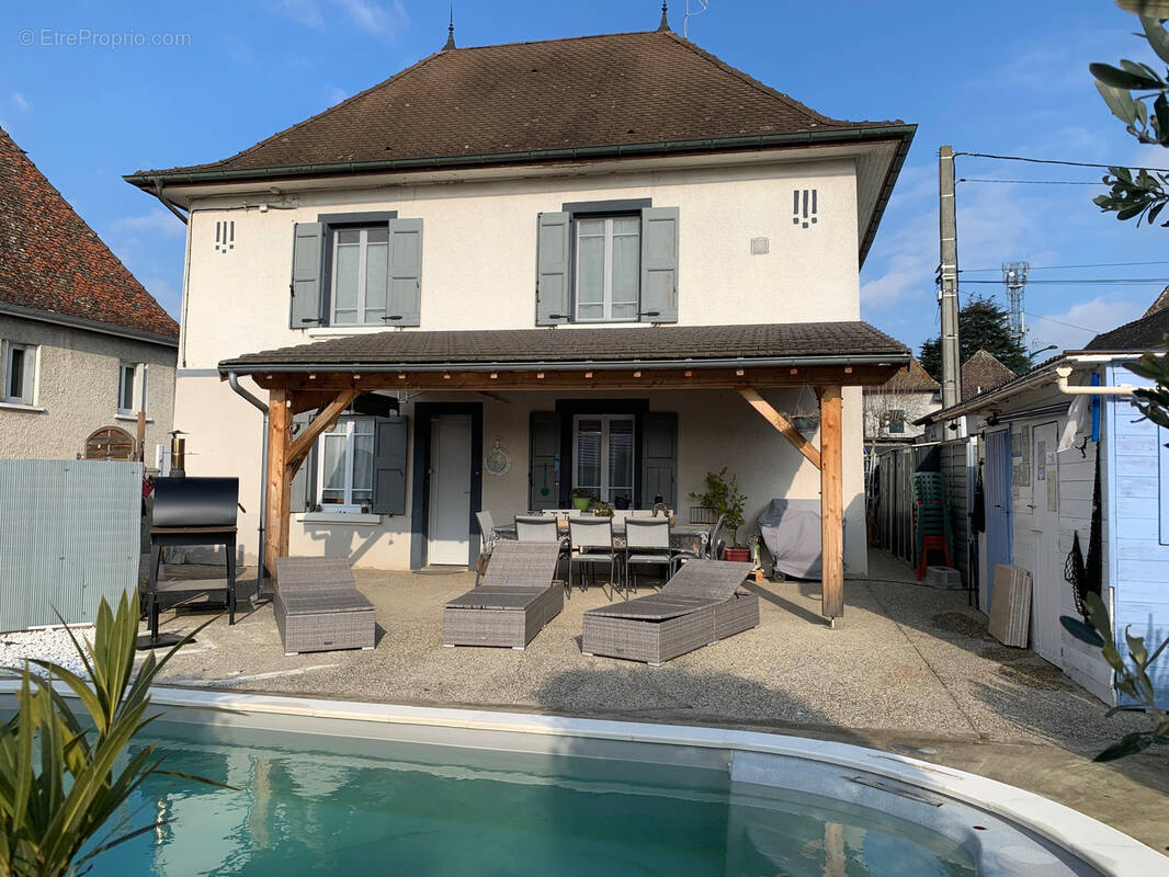 Maison à MORESTEL