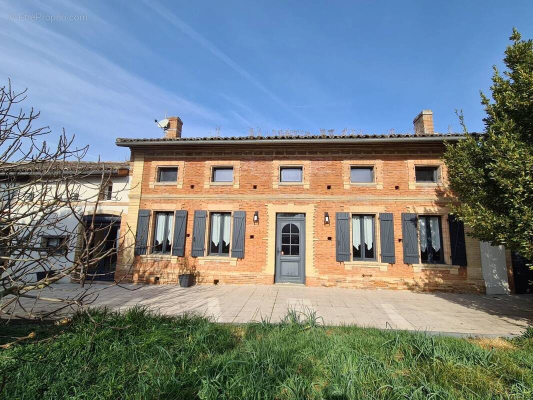Maison à MONTBERON