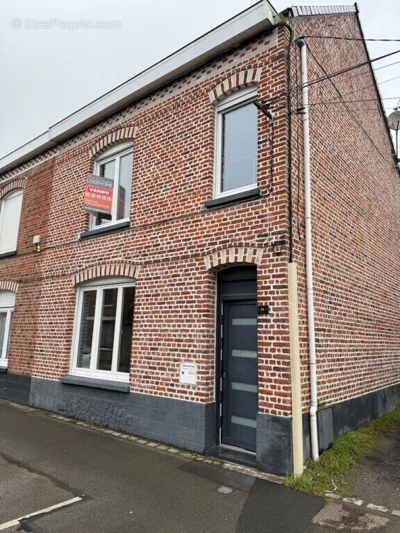 Maison à HAZEBROUCK