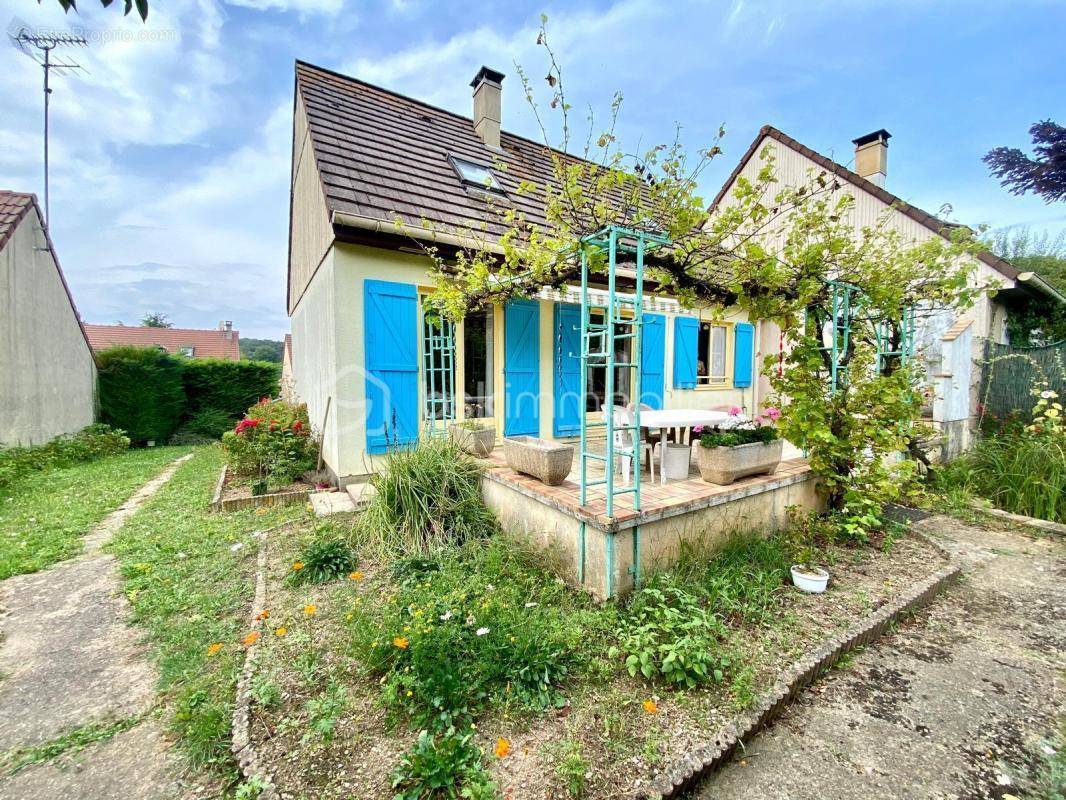 Maison à ETAMPES