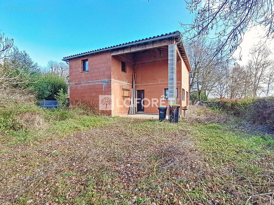 Maison à FRONTON