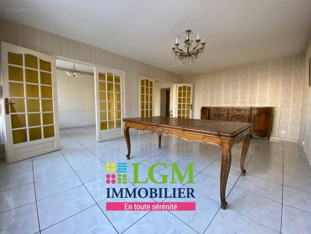 Appartement à SARCELLES