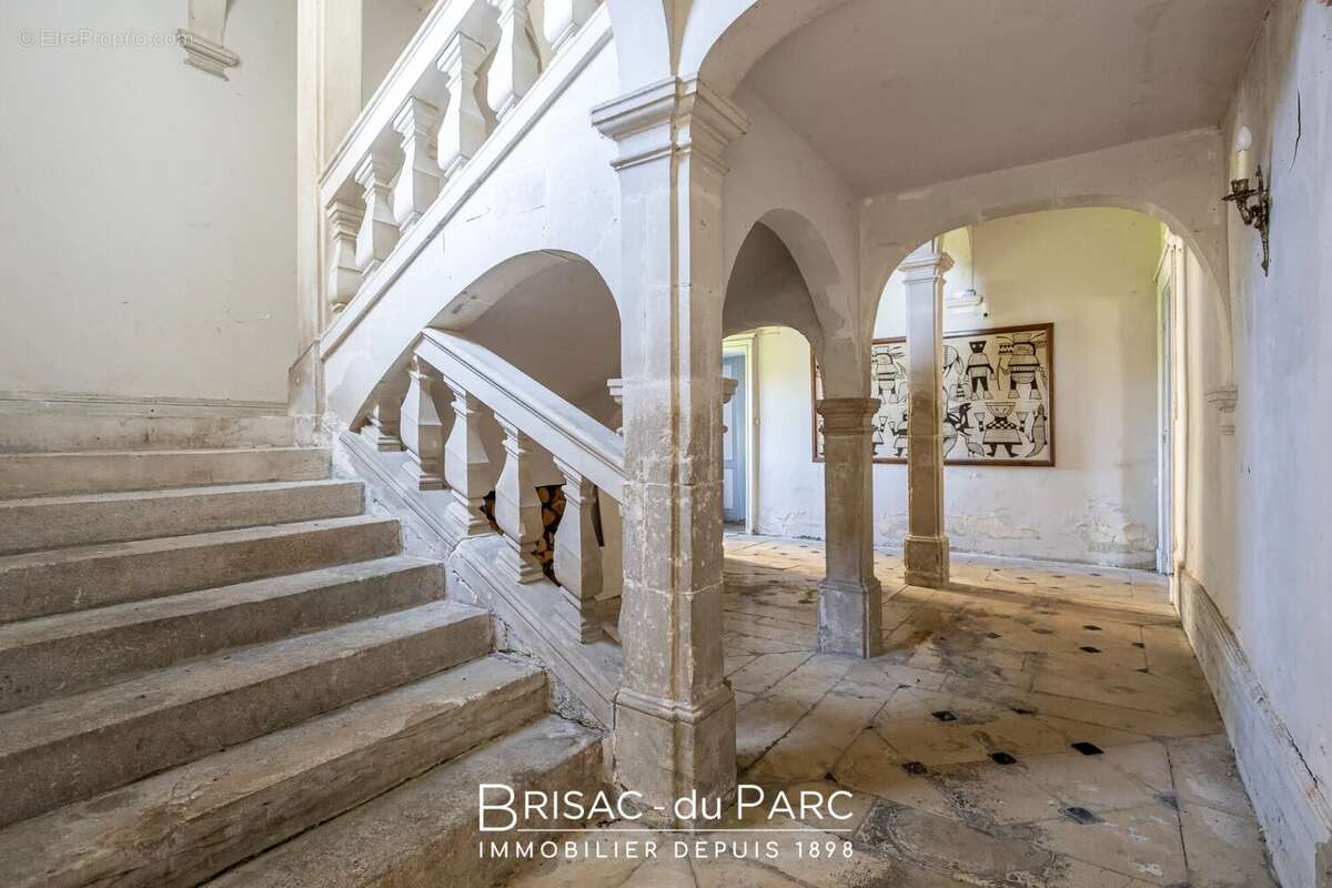 Maison à ROUVRES-SUR-AUBE