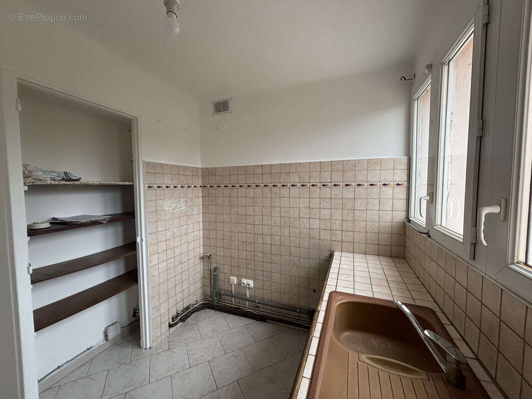 Appartement à GANGES