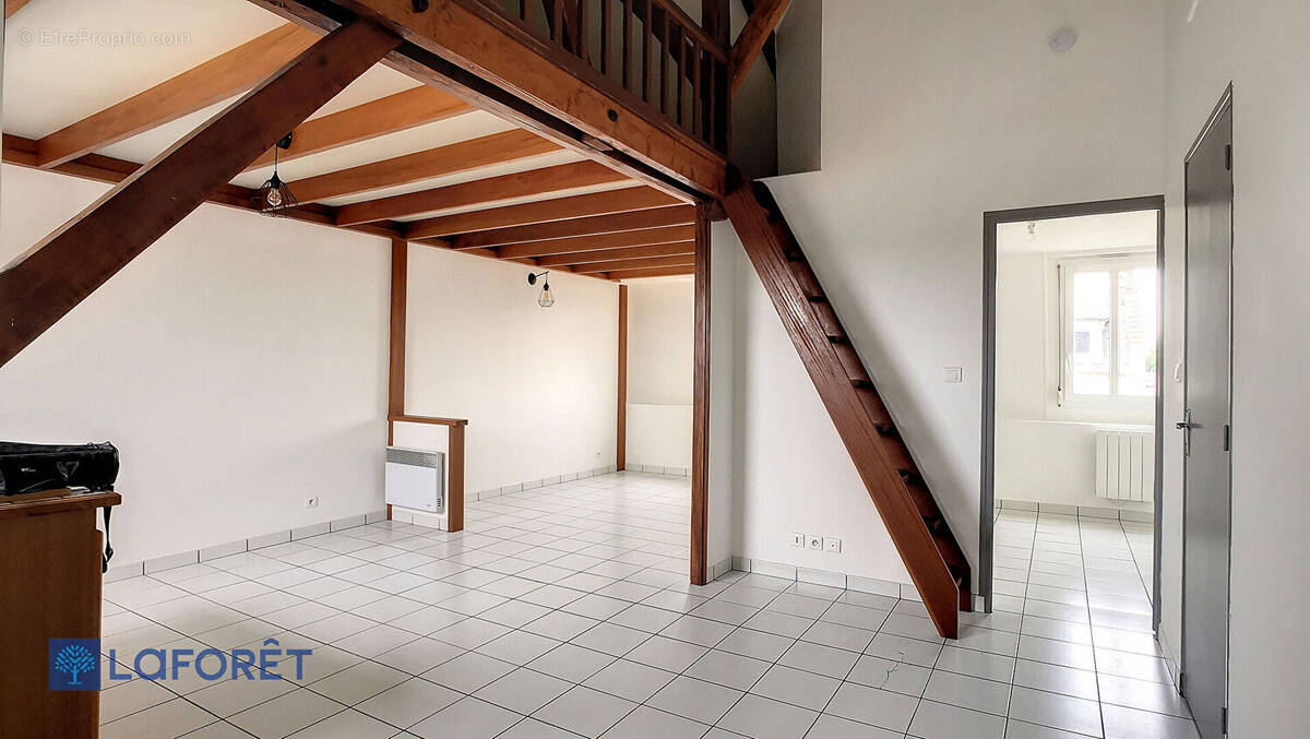 Appartement à CHAUNY