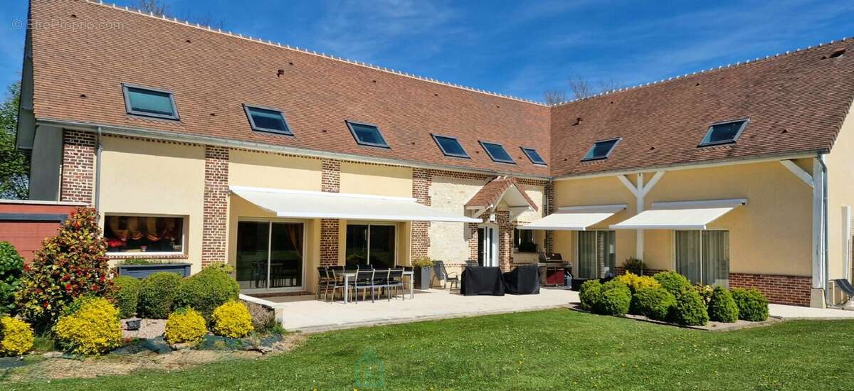 Maison à LA BOUILLE