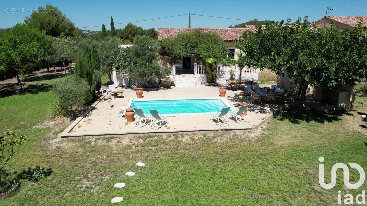 Photo 1 - Maison à VELAUX