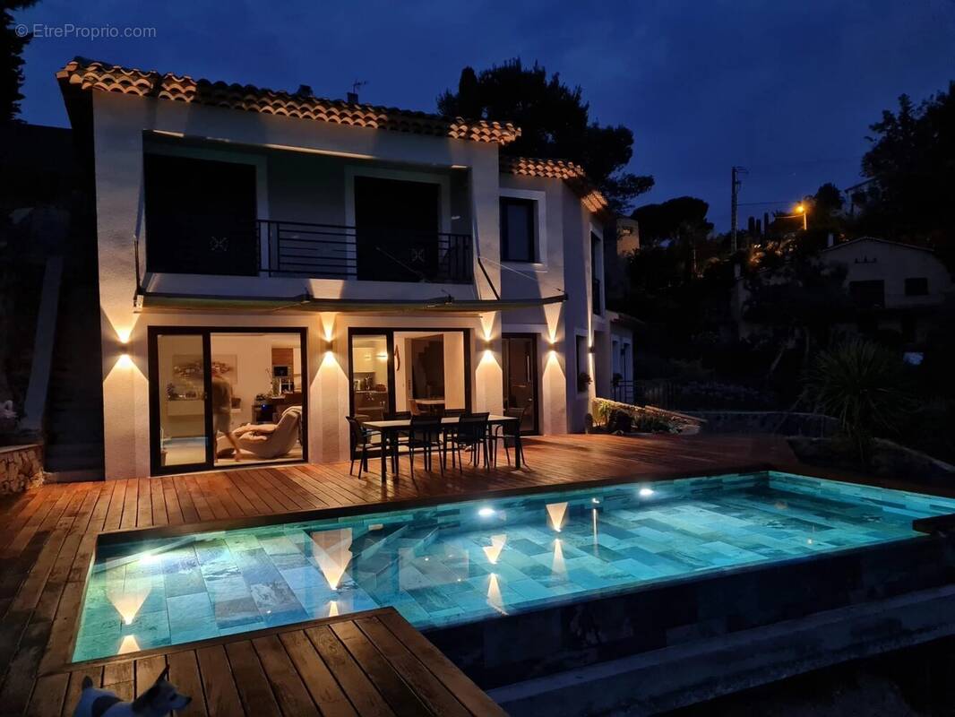Maison à VALLAURIS