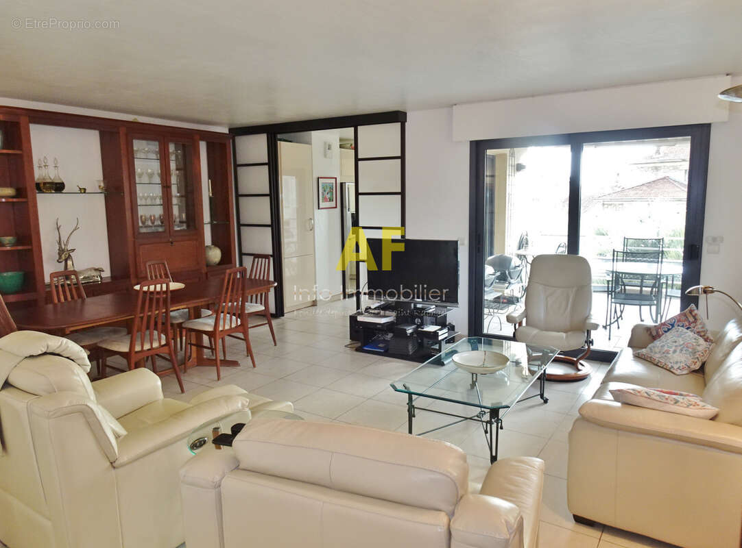 Appartement à SAINT-RAPHAEL