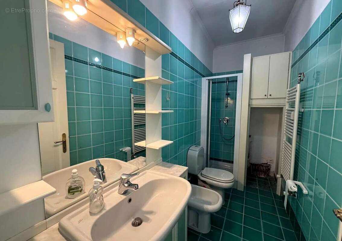 Appartement à MENTON