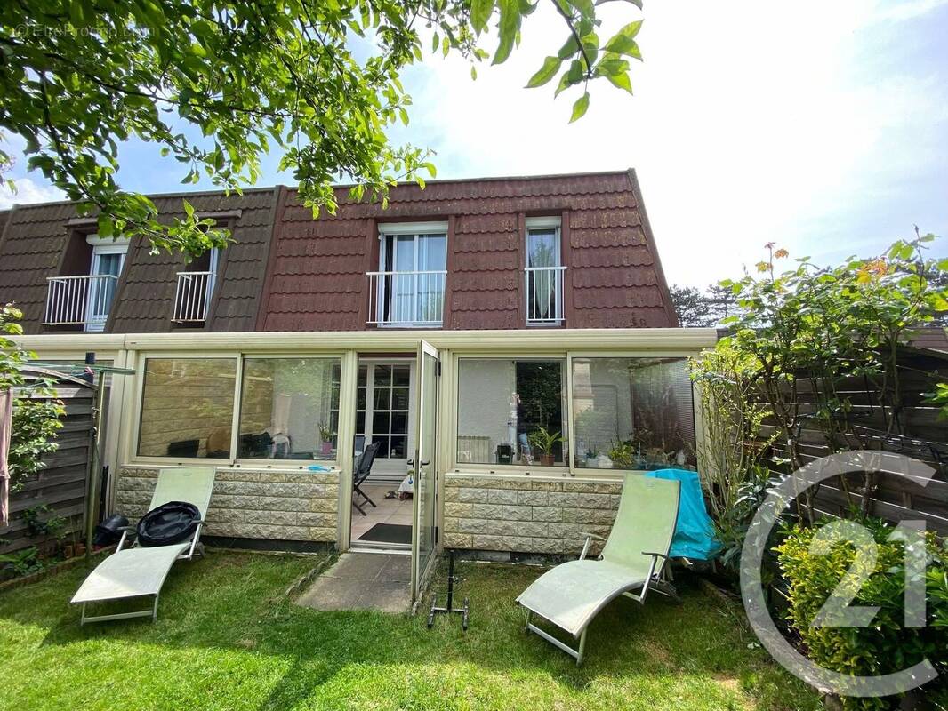 Maison à FOSSES