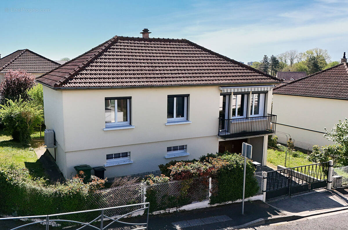 Maison à AVERMES