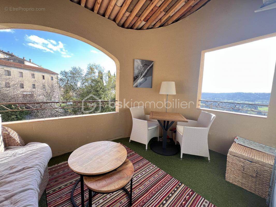 Appartement à FAYENCE