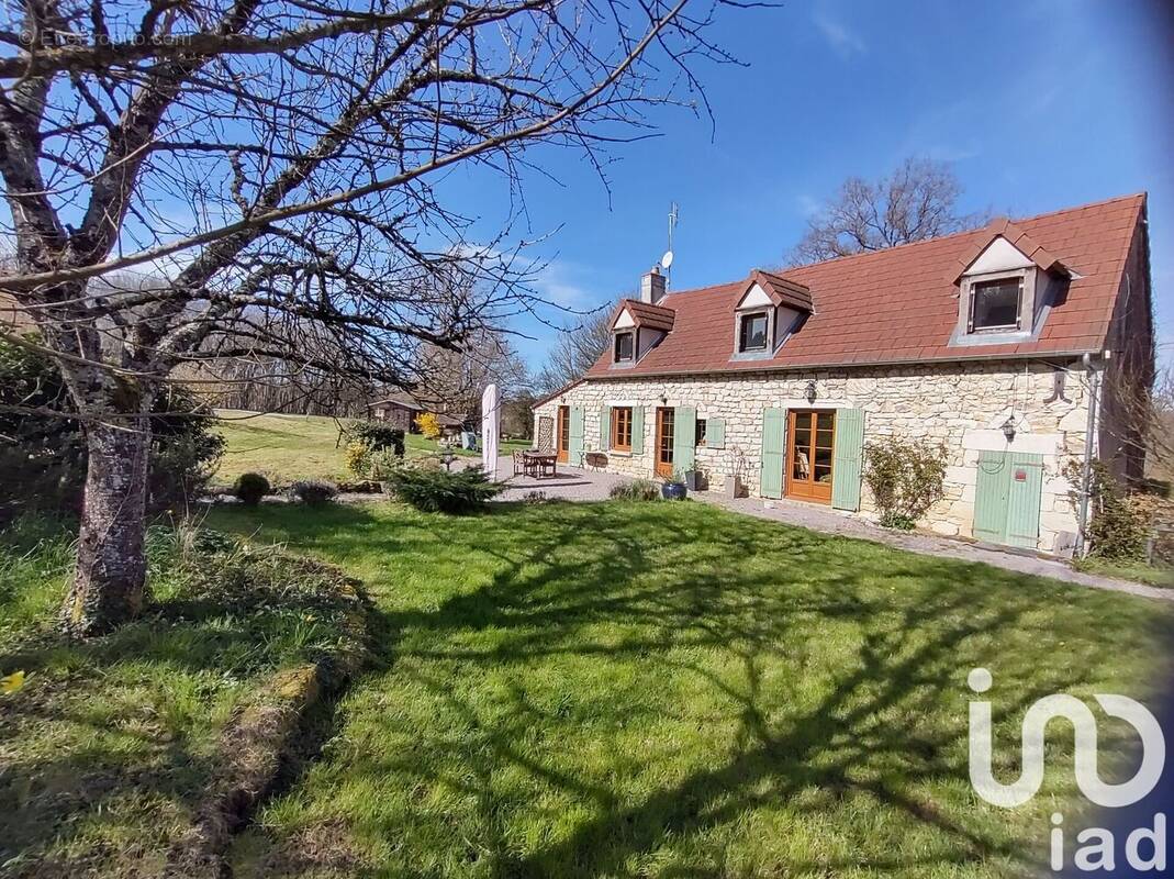 Photo 1 - Maison à VICQ-EXEMPLET