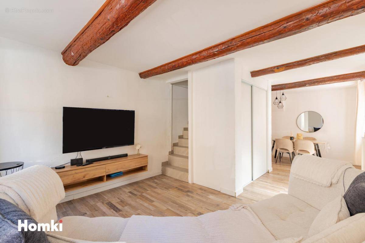Maison à COURSAN
