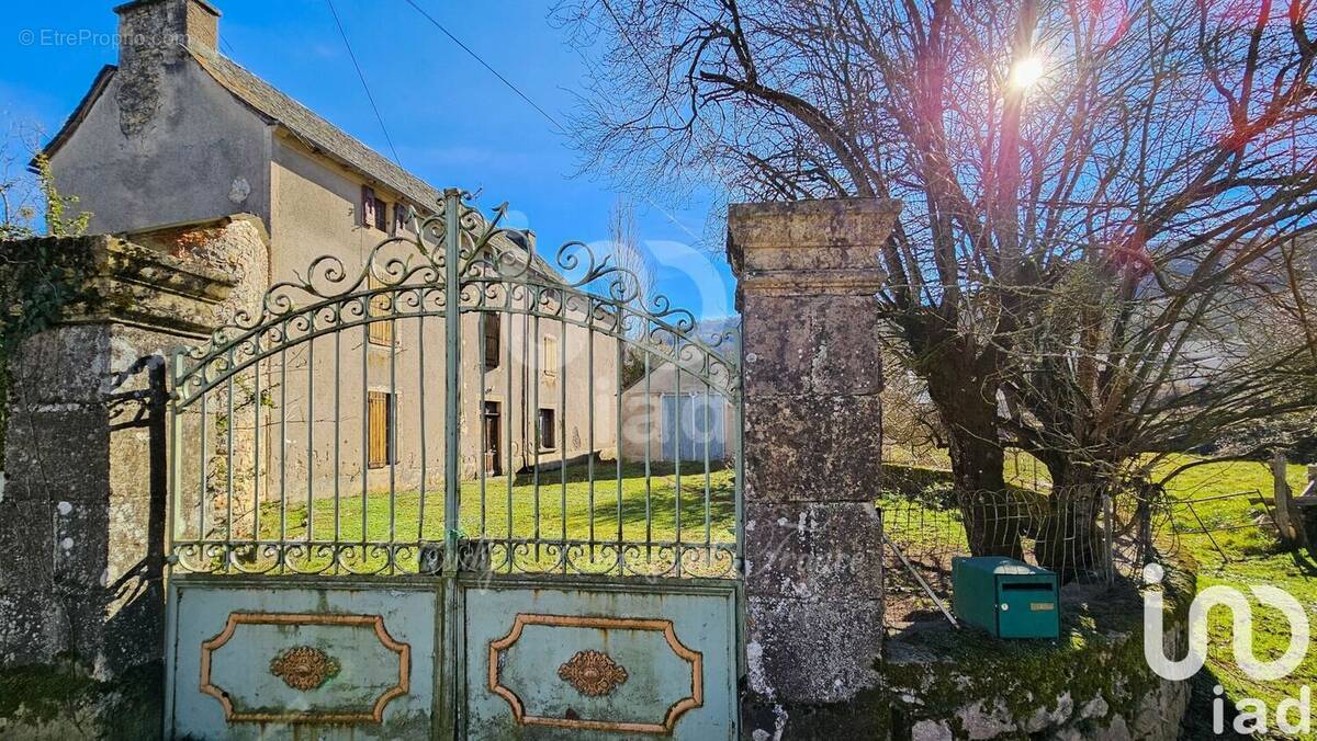 Photo 1 - Maison à SEVERAC-LE-CHATEAU