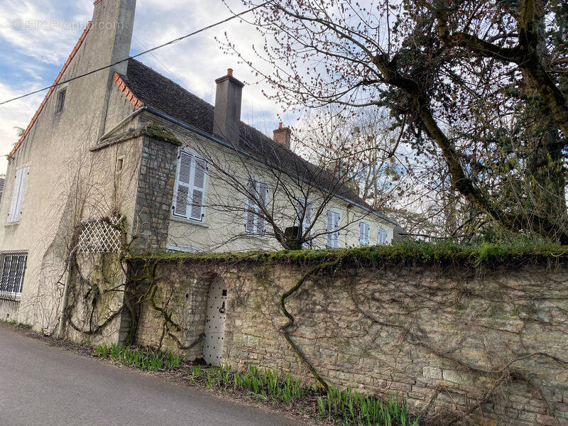 Maison à GIVRY