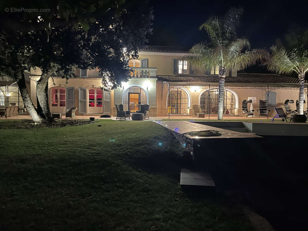 Maison à LE CASTELLET