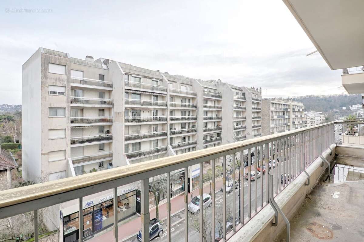 Appartement à SAINT-MAUR-DES-FOSSES