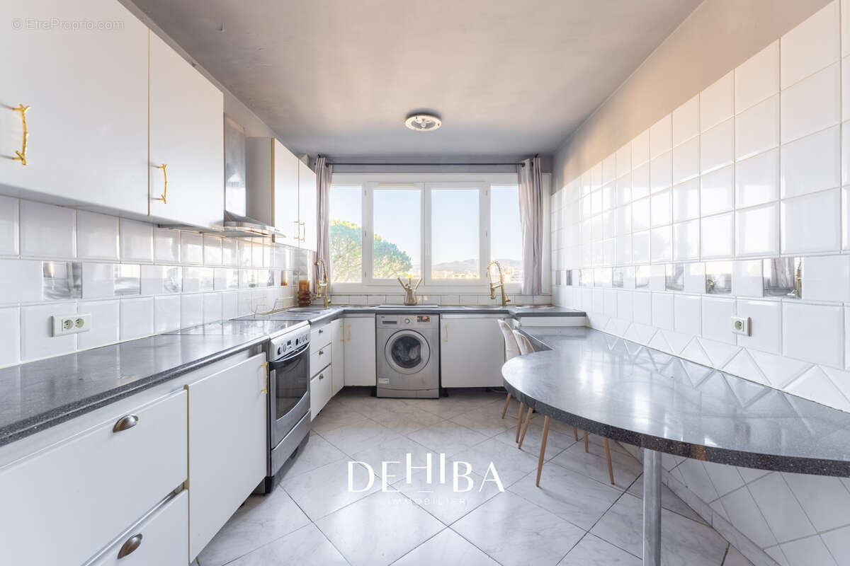 Appartement à MARSEILLE-10E