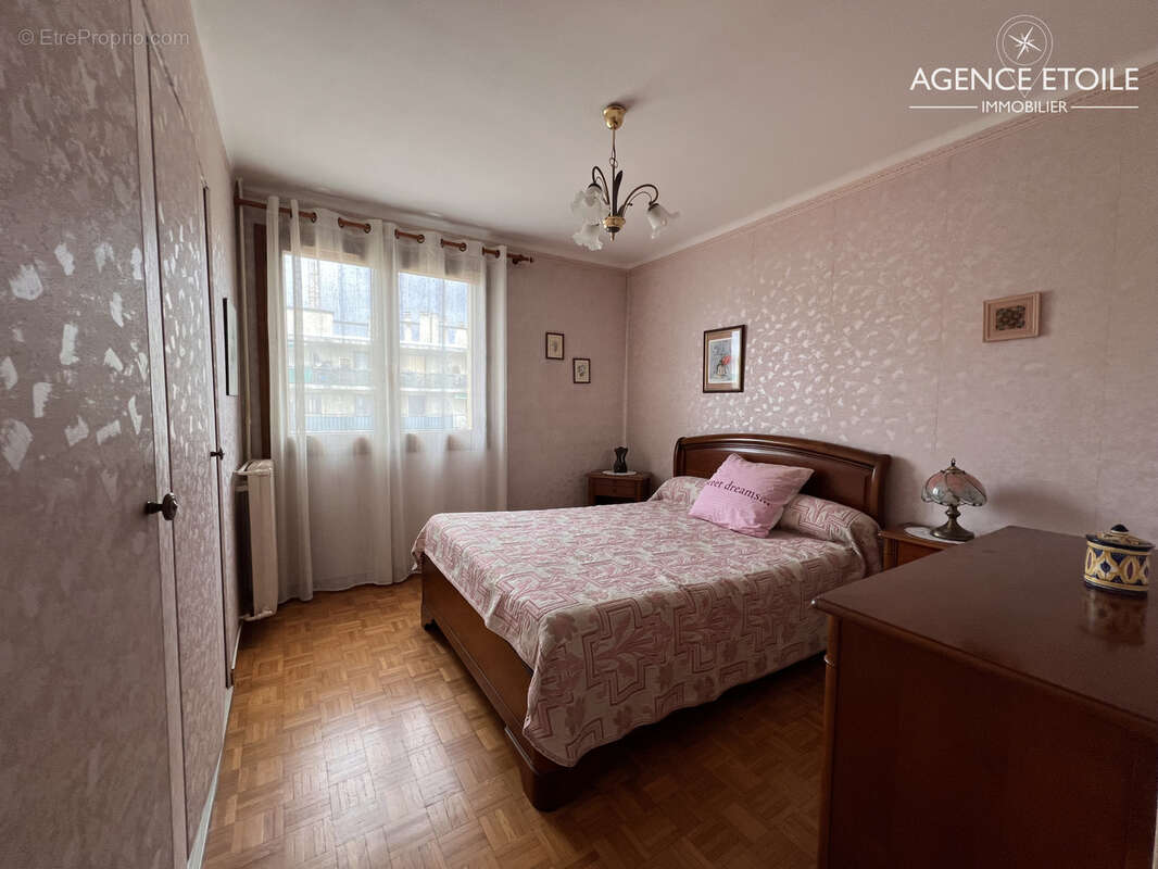 Appartement à MARSEILLE-10E