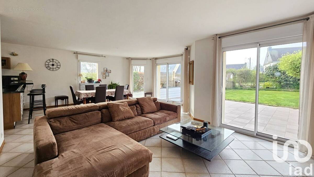 Photo 1 - Maison à PLUMELEC