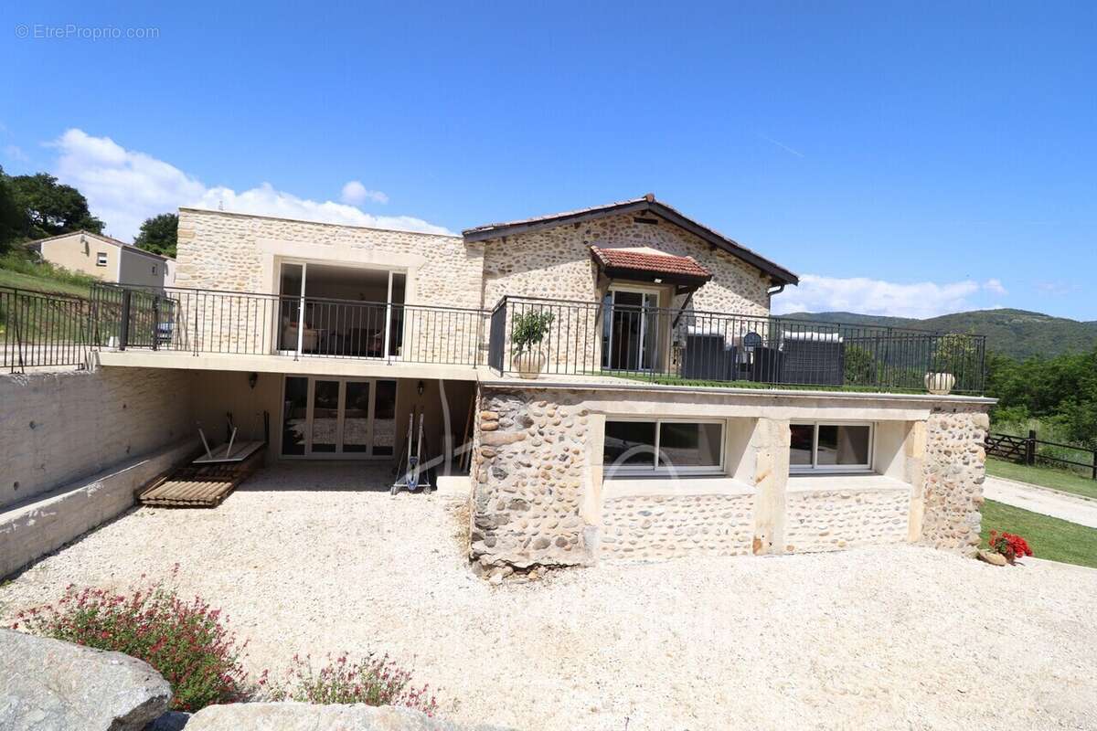 Maison à LA VOULTE-SUR-RHONE