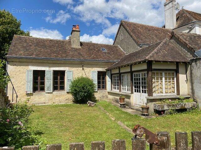 Maison à SAINT-REMY-DES-MONTS