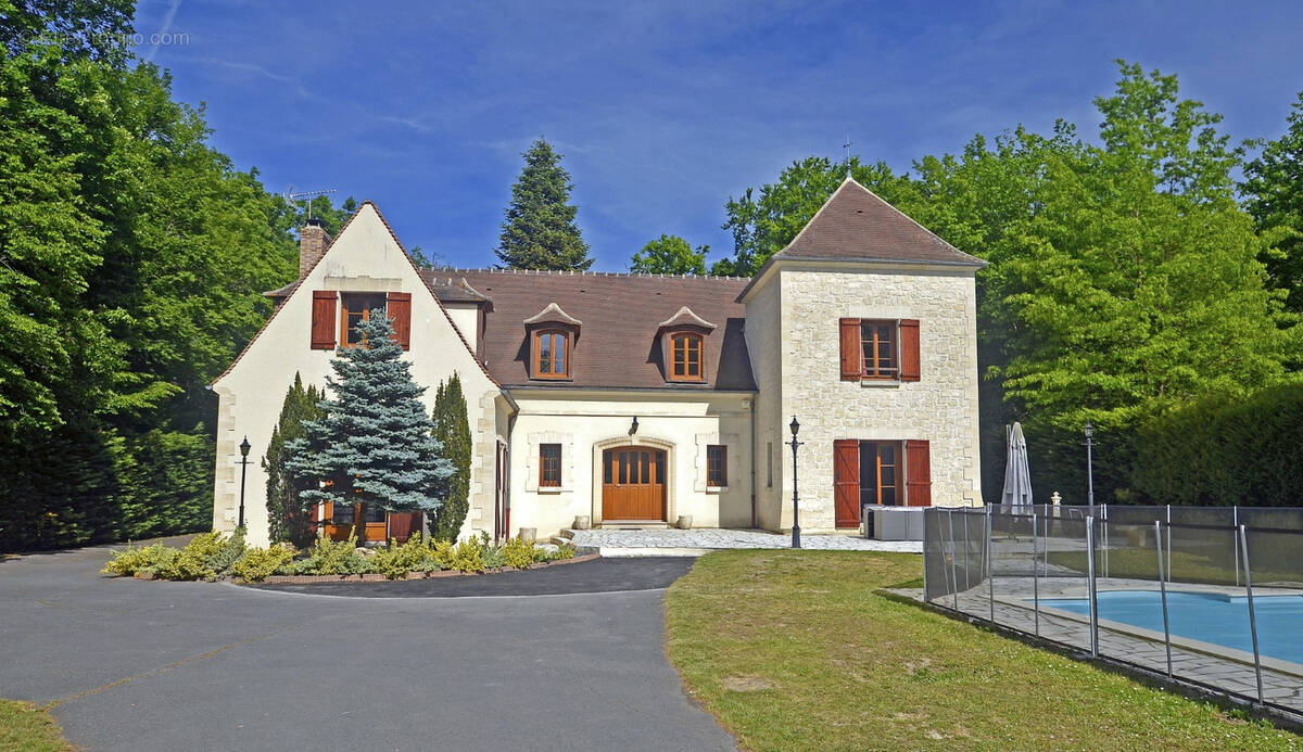 Maison à LAMORLAYE