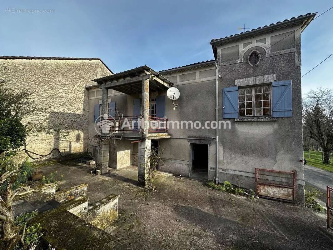 Maison à RIBERAC