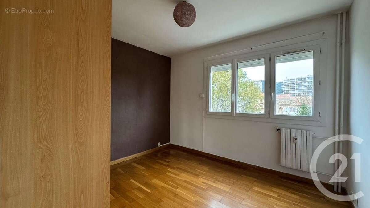 Appartement à LA GARDE