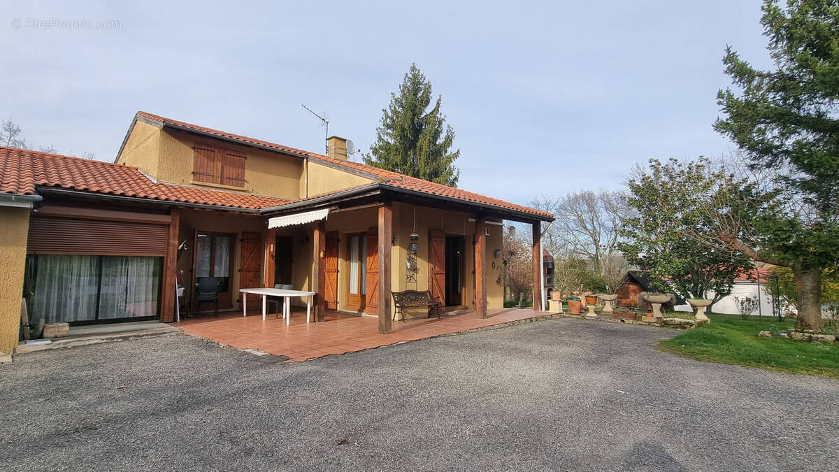 Maison à L&#039;ISLE-EN-DODON